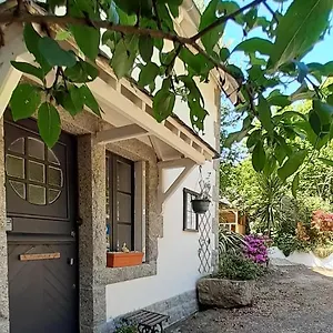https://chambre-dhotes-de-la-roche-tremblante.inbrittany.com